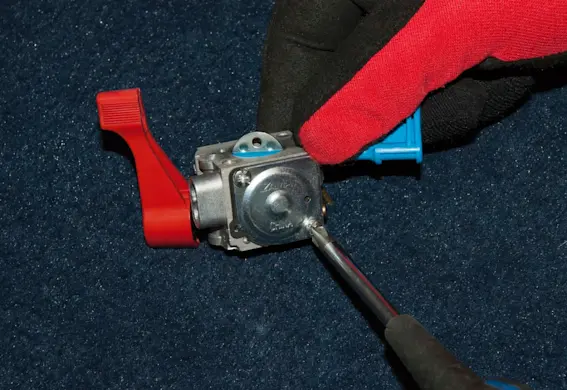 How to Clean a Leaf Blower Carburetor: Step-by-Step Guide for Better Performance