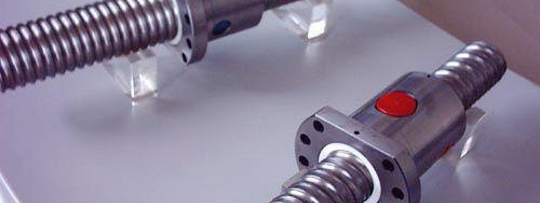 Ball Screw vs Lead Screw: Key Differences, Advantages, and Best Applications