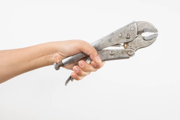 How to Use Locking Pliers: A Step-by-Step Guide for Beginners