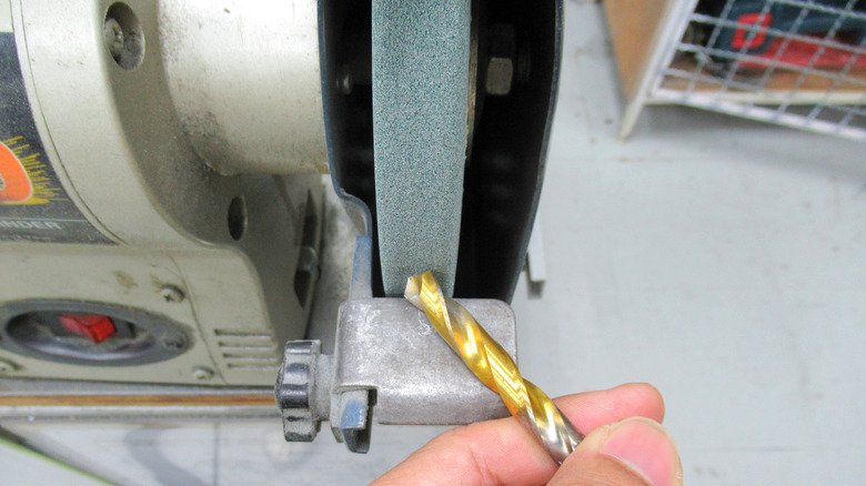 How to Sharpen Drill Bits on a Bench Grinder: Step-by-Step Guide