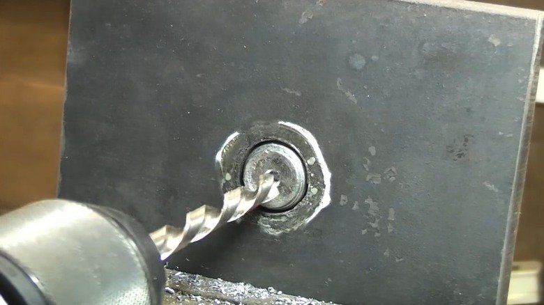 How to Remove a Broken Bolt or Screw: 10 Easy Fixes That Work